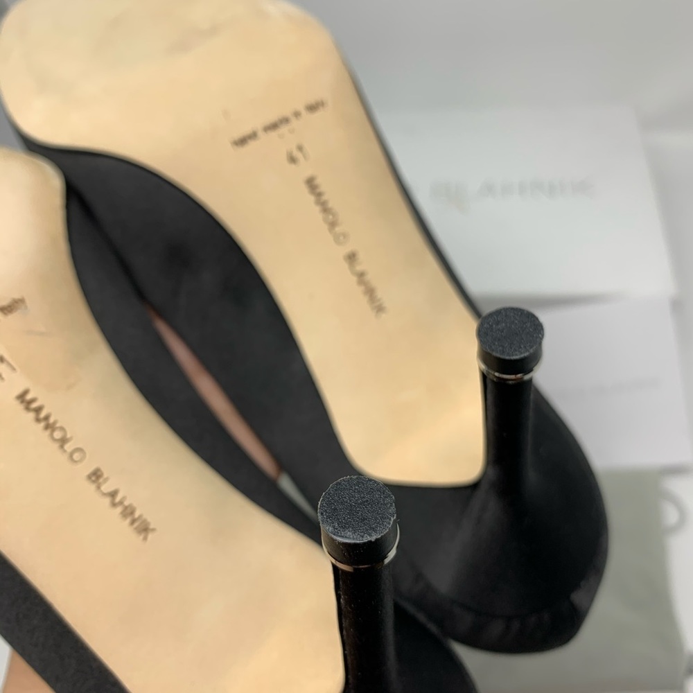 SOlD NIB Manolo Blahnik Hangisi Black satin 41 - Picture 3 of 4